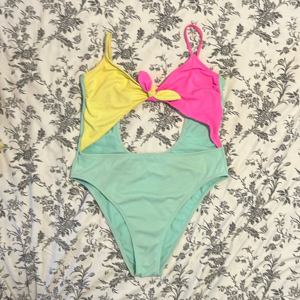 Bright color block one piece cutout swimsuit